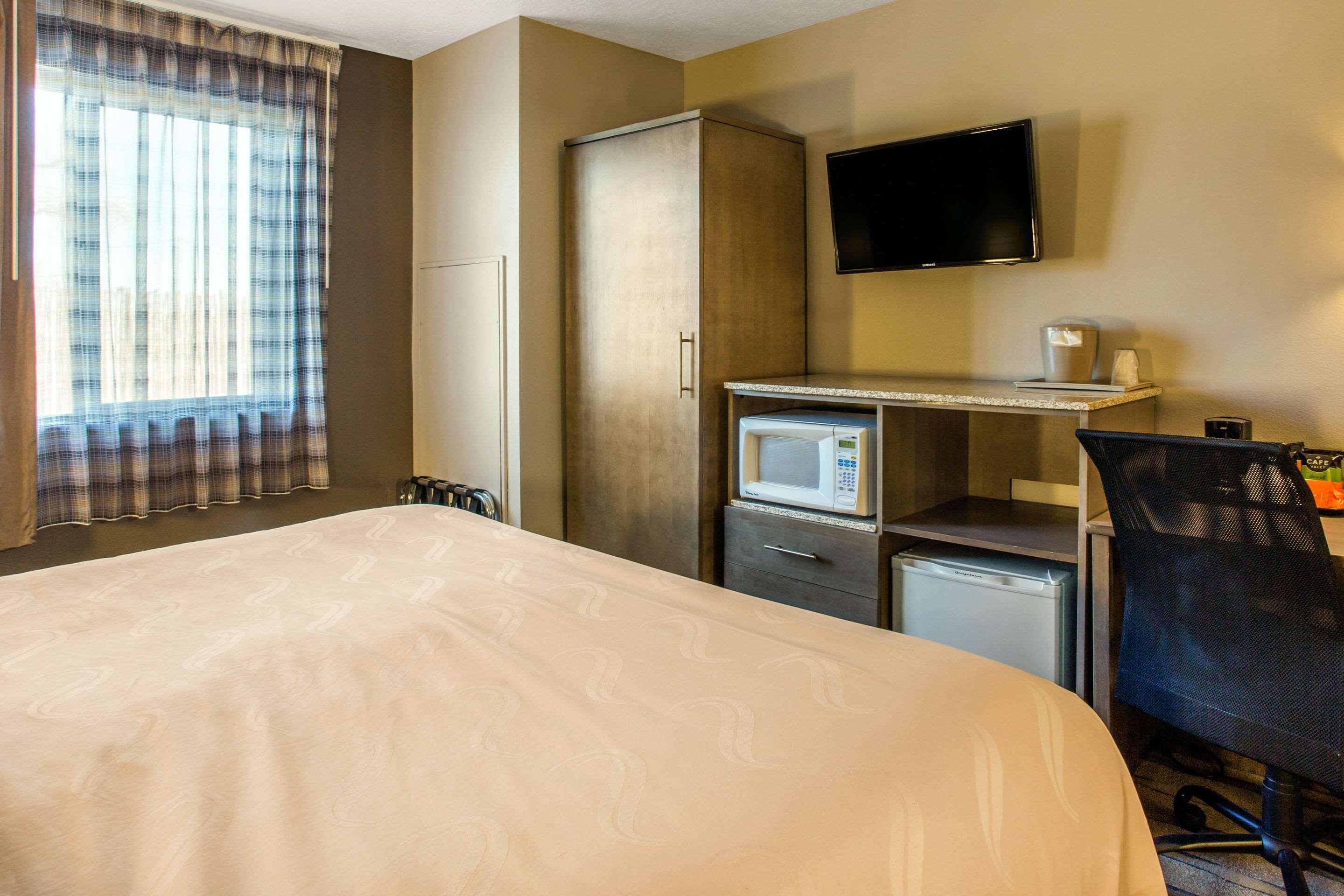 Quality Inn Moriarty Екстериор снимка