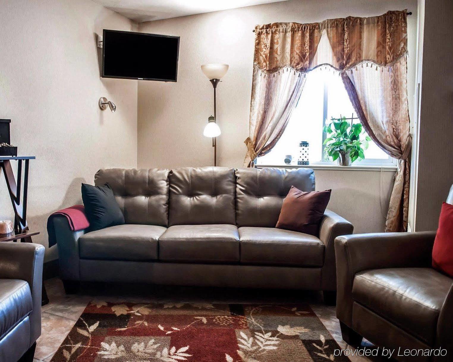 Quality Inn Moriarty Екстериор снимка