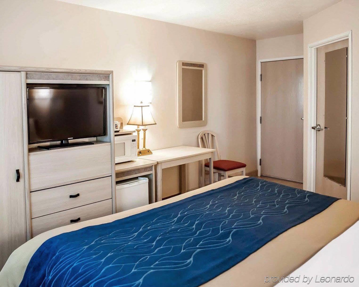 Quality Inn Moriarty Екстериор снимка